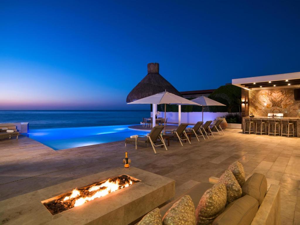 Ultra Exclusive Beachfront Villa Just Steps From The Sand With Butler Included San Jose del Cabo Bagian luar foto