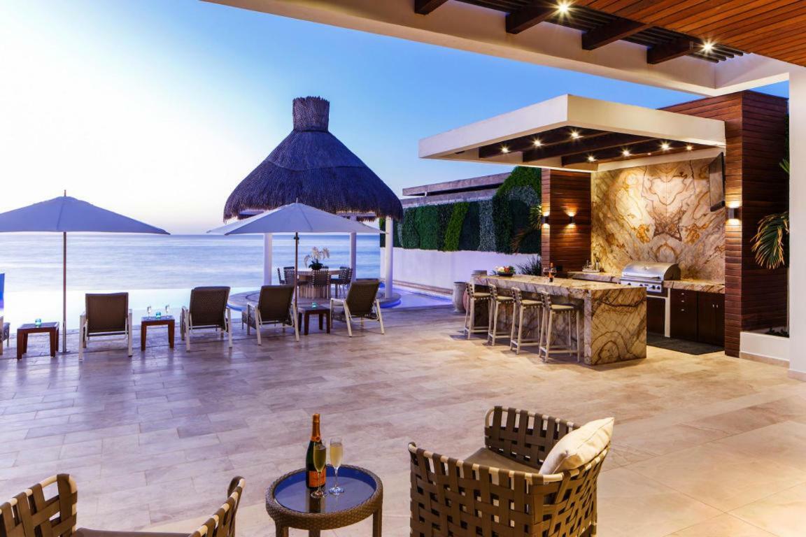 Ultra Exclusive Beachfront Villa Just Steps From The Sand With Butler Included San Jose del Cabo Bagian luar foto
